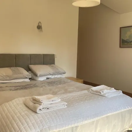 O'domhnaill's - Lig Do Scith Carraroe